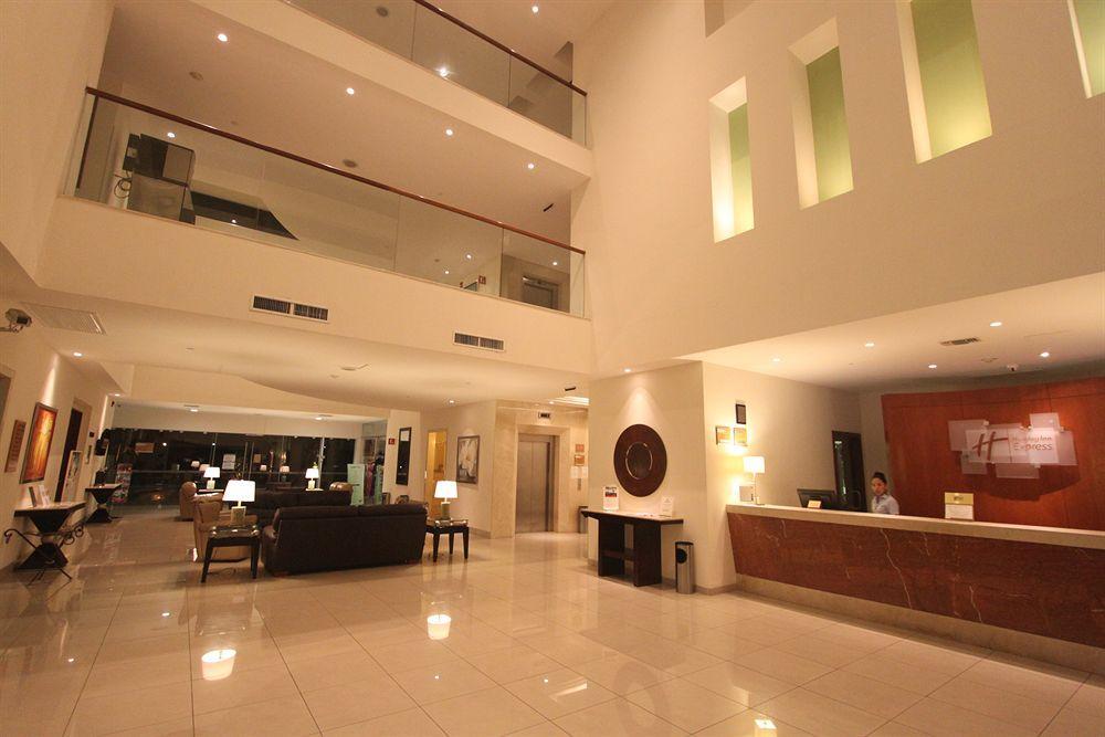 Wyndham Garden Playa Del Carmen Ξενοδοχείο Εξωτερικό φωτογραφία Lobby