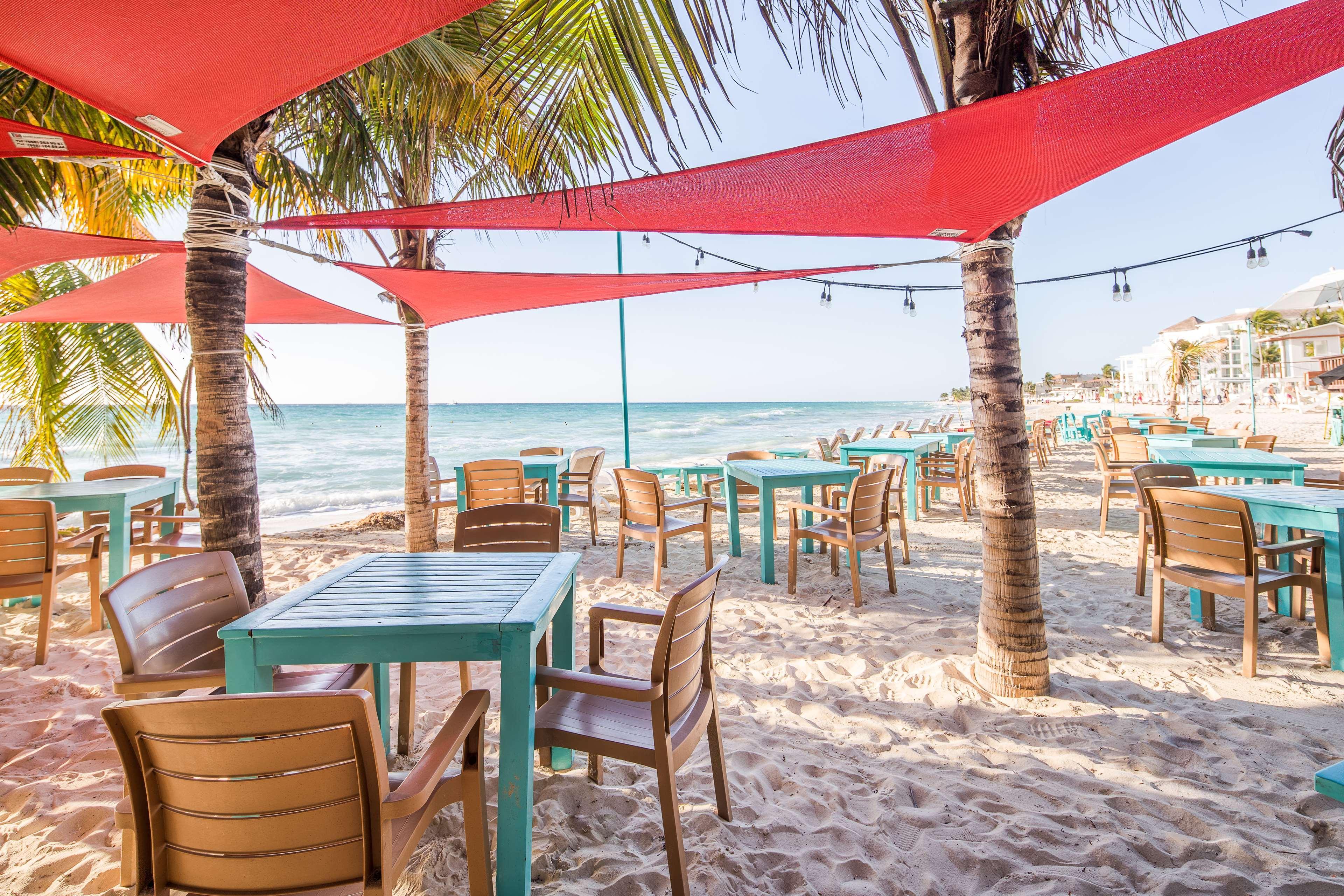 Wyndham Garden Playa Del Carmen Ξενοδοχείο Εξωτερικό φωτογραφία Beach bar in Playa del Carmen, Mexico